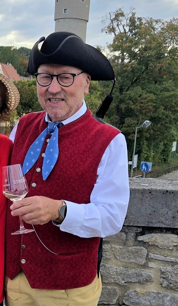 Norbert, Schmitt